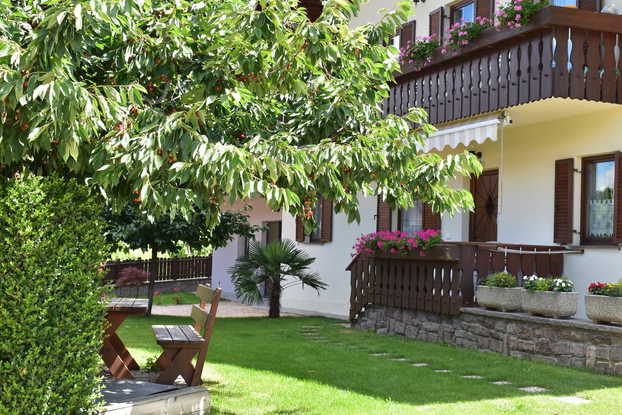 Ferienwohnung Pippohof Eppan an der Weinstraße Exteriör bild