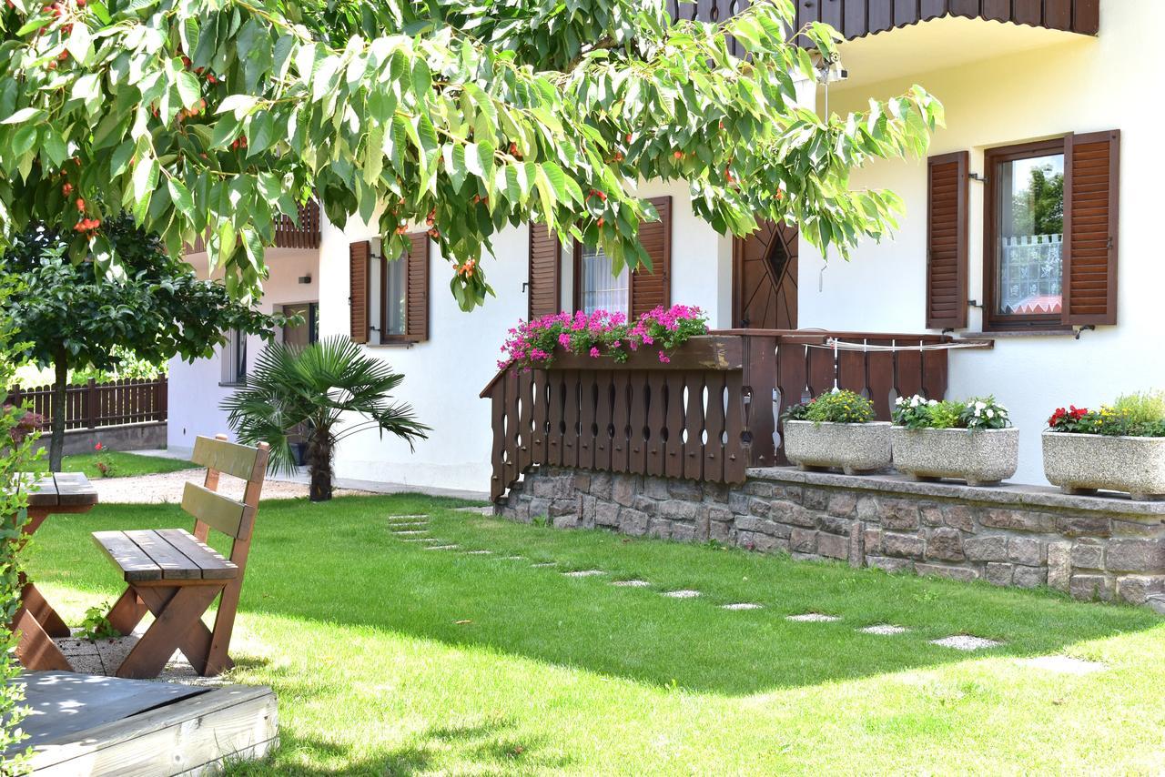 Ferienwohnung Pippohof Eppan an der Weinstraße Exteriör bild